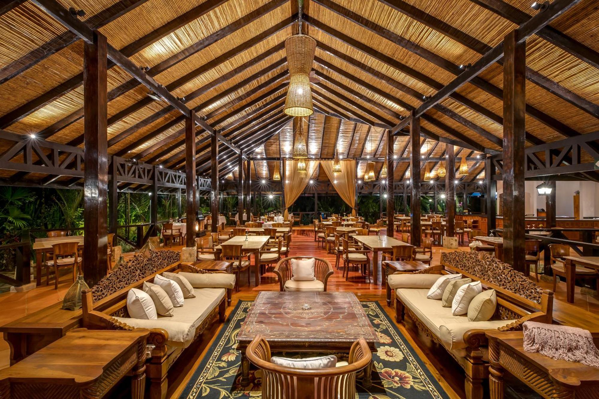 Hideaway Rio Celeste Hotel ビハグア エクステリア 写真